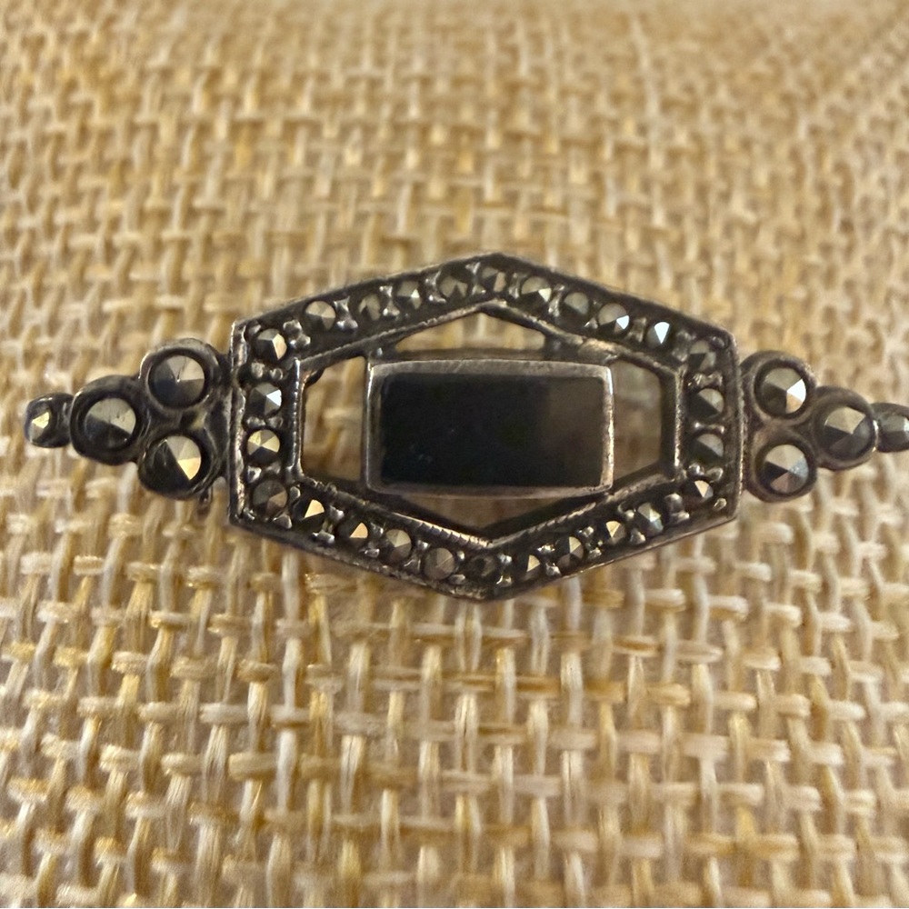 Art Deco Sterling Silver Marcasite Onyx Brooch Pin PRETTY